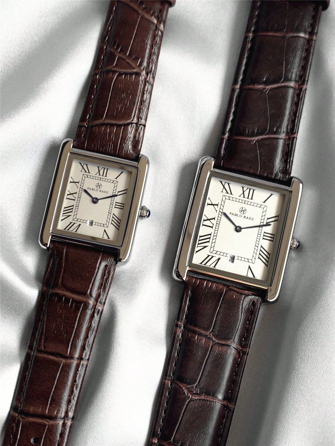 Pablo Raez – Quadratische Classic-Uhr