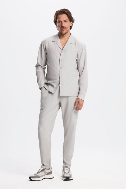 THE PLEATED TROUSERS